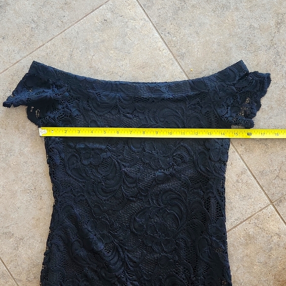 Lace Mini dress - Picture 4 of 8